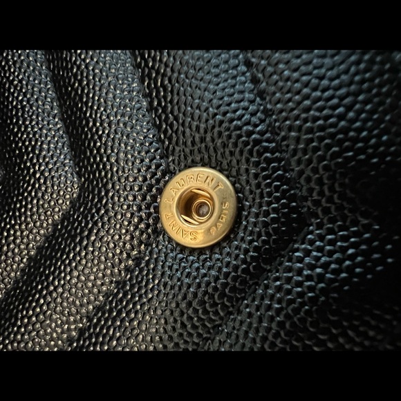 Saint Laurent Matelasse Large Flap Wallet - Picture 8 of 9